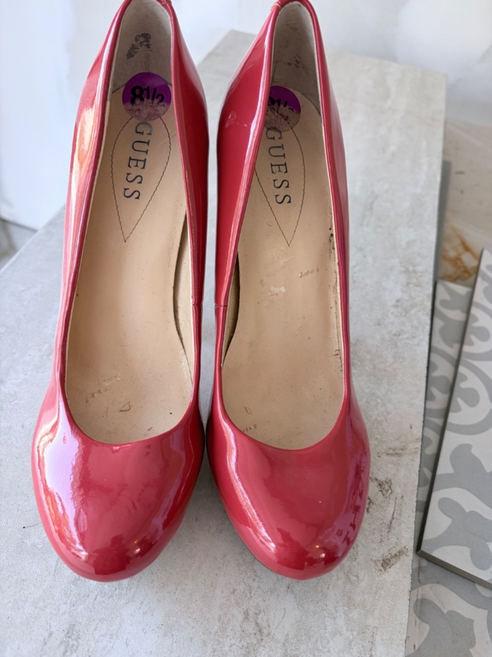 GUESS Coral/Orange Patent Leather Platform Stilettos – Size 8.5